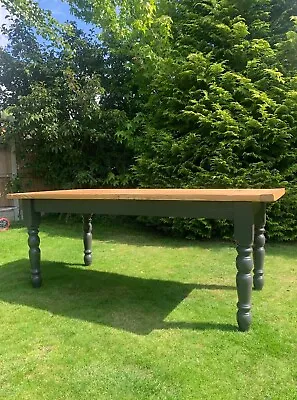 Beautiful Rustic Farmhouse Dining Table. • £275