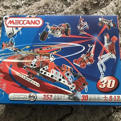 Meccano Set • £12