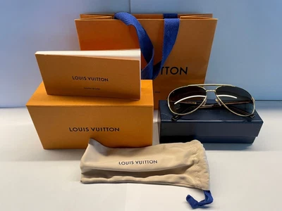 $850 • Buy Louis Vuitton Attitude Pilote Sunglasses Z0339U