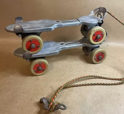 Vintage Sears Roebuck And Co J.C. Higgins Adjustable Metal Roller Skates W/ Keys • $7.99