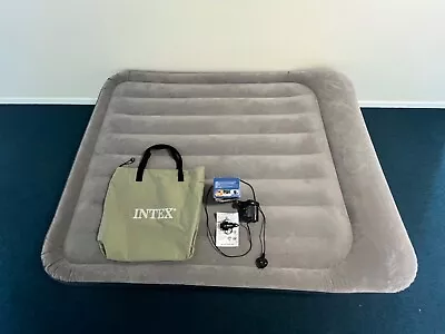 Intex Dura-Beam Deluxe Pillow Rest Airbed With Pump Queen - Dark Blue/Grey • £39.99