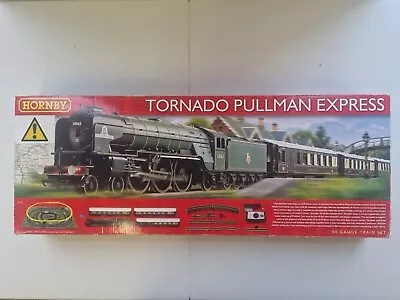 Hornby R1169 Tornado Pullman Express Train Set 1:76 Scale OO Gauge Analogue • £51