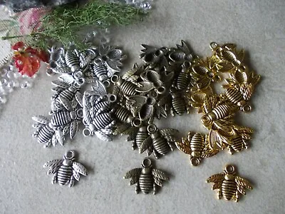 £2.99 • Buy 15 X Bumble Bee Silver Tibetan Metal Charms,Pendant- Chose Gold,Silver Or Bronze