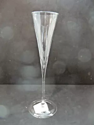 Vera Wang Wedgwood Stilleto Fluted Champagne Glass 10 1/2  • $35