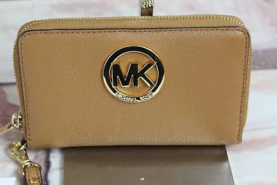 New Michael Kors FULTON Brown Large Phone Case Leather Ziparound Wallet/Wristlet • $84.99
