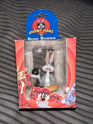 Classic Looney Tunes Bugs Bunny  Resin Vintage Collectable Figure 068/612 7cm • £10