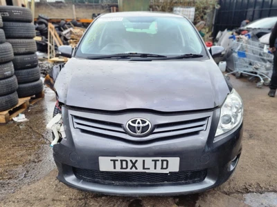 £20 • Buy 2012 Toyota Auris Tr Mk1 Hatchback 1.6 Petrol 6 Spd Manual Vehicle For Breaking