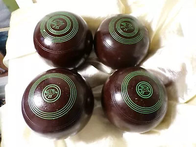 4 Henslite Lawn Bowls 1.35 Kg Each In Leather Case Size 3-4 • $45