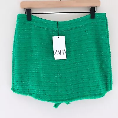 NWT ZARA Size L Textured Skort Green • $28.99