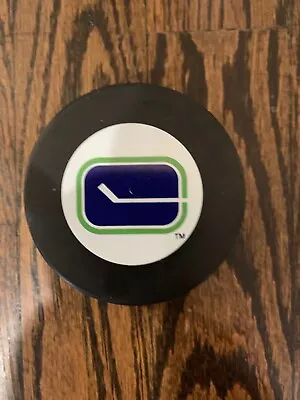 NHL Vancouver Canucks Puck  With NHL Logo • $9.99