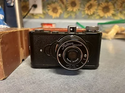 VINTAGE FALCON MINIATURE CAMERA W/Wollensak Minivar 50mm Lens With The Box • $22