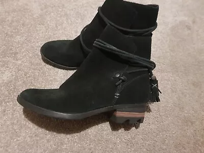🔥Sorel Farah Ankle Boots Black Suede Slip Tie Winter Booties Tassels -Size Uk 4 • £9.99