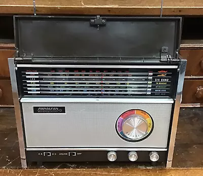 Vintage 1980s Soundesign 2660 Portable Radio Short Wave Police Needs TLC Coolest • $1