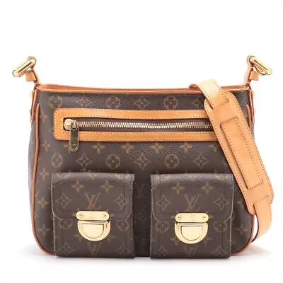 Vuitton Monogram Hudson GM M40045 • £434.45