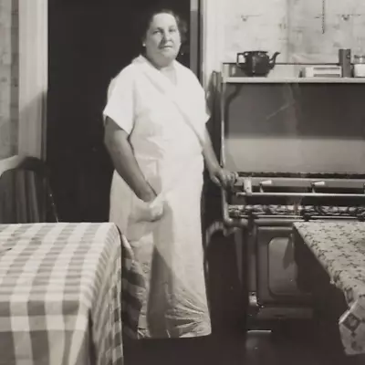 Kitchen Mother Johnstown Pennsylvania Photo 1930s Vintage Original Snapshot F397 • $17.97