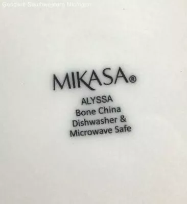 Mikasa Alyssa 40-Piece Bone China Dinnerware Set - Open Box/Some Signs Of Use • $80