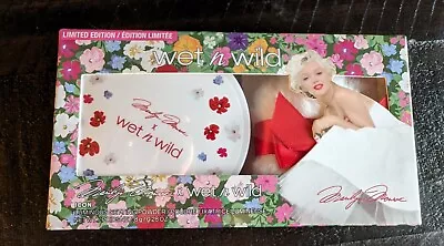 Wet N Wild Luminous Setting Powder With Puff Set-LIMITED EDITION MARILYN MONROE  • $25