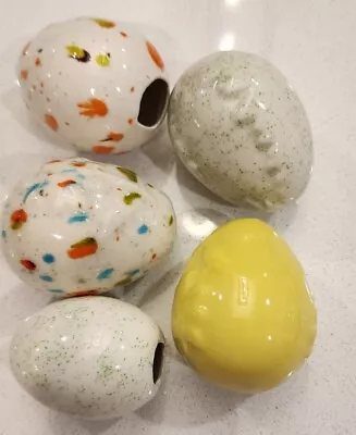 Vintage Set Of 5 1970s Handpainted Ceramic Easter Eggs Floral Speckled  • $4