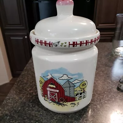 Cookie Jar Red Barn • $12.60