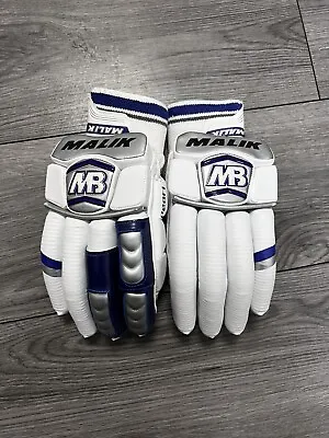 MB Malik Gold Batting Gloves • £40