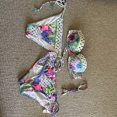 Victoria Secret Bikini Set • $85.05