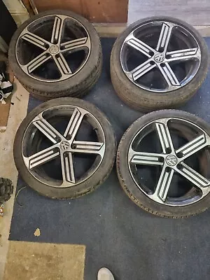 18  VW Cadiz Alloys With Tyres • £50