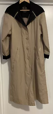 £35 • Buy Fabulous Berghaus Maxi Length Lightweight Ladies Hooded Raincoat - Size 38-44