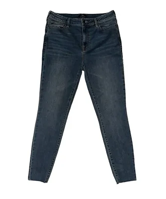 Womens Jeans True Religion Blue Denim High-Rise Super Skinny Halle. Size 32 • $19.99