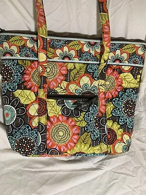 Vera Bradley Retired Flower Shower  Purse With Zipper. Excellent Shape. • $19.99