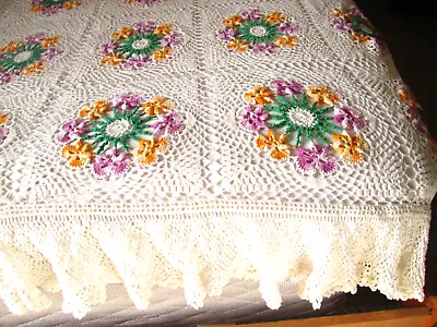 Gorgeous Vintage Hand Made Crochet PANSIES Afghan Quilt Bedspread-89  • $83