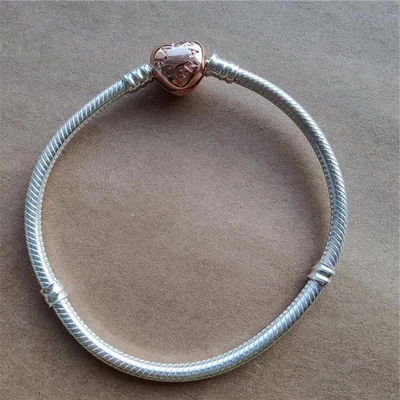 $19.99 • Buy Moments Heart Clasp Snake Chain Bracelet 19cm With Black Pouch