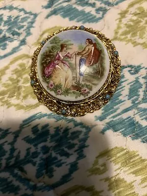 Vintage Limoges Porcelain Courting Couple Brooch Pin Victorian Gold Tone • £3.21