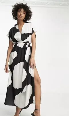 $30 • Buy ASOS DESIGN CURVE Belted Maxi Dress In Mono Print Size 20/24 BNWOT