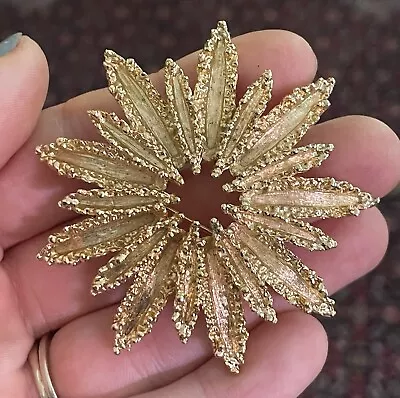 MCM Vintage Gold Tone AVON Starburst Brooch Pin Mid-Century Jewelry • $15