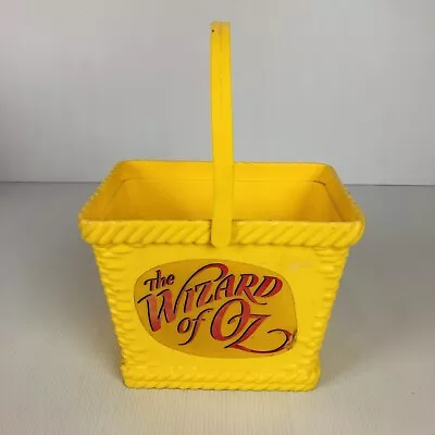 Wizard Of Oz Yellow Plastic Basket -  Ringling Bros And Barnum & Bailey Combined • $23.50