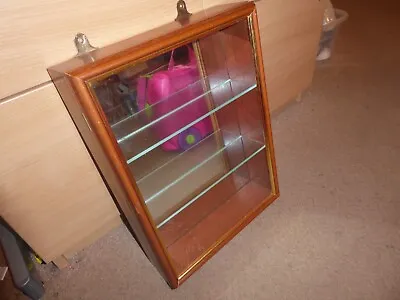 Wood And  Glass Display Cabinet With Mirror Back And 2 Glass Shelves • £15