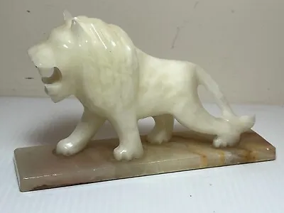 Vintage Hand Carved 8.5  Onyx Marble Lion Statue Figure Cream Color • $49.99