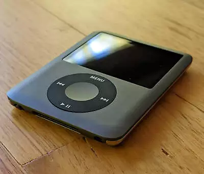 $195 • Buy Apple IPod Nano 3rd Gen 8GB Grey