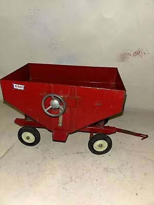 RARE DMI GRAVITY WAGON FOR A TRACTOR 1/16 METAL Grain Vintage • $43.99