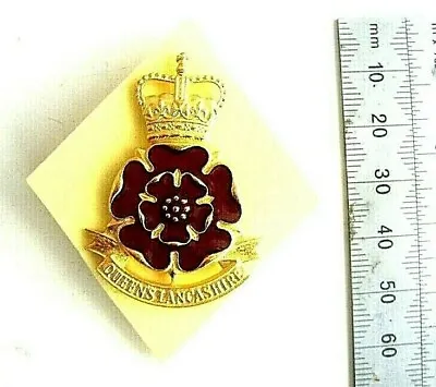 Queens Lancashire Regiment Cap Badge & Backing  Qlr • £7.95