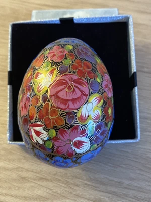 £3.50 • Buy Vintage Papier-mâché Decorative Egg, Multicoloured Floral Design.