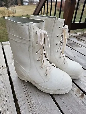 Mens Bunny Boot Extreme Cold Hutchinson France White Mickey Mouse EU 41 US 8.5 • $129.99