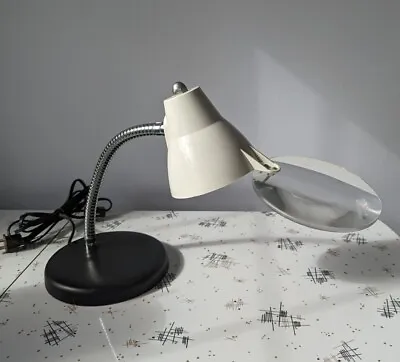 Vintage Big Eye Magnifying Lamp Cast Iron Base & Flexible 10  Goose Neck Arm • $74.99