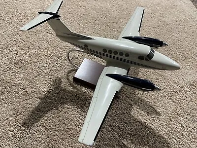$200 • Buy B200 Super King Air - 1/32 Scale Model
