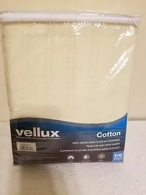 Vellux  Blanket  90  X 90   Full/Queen  • $25