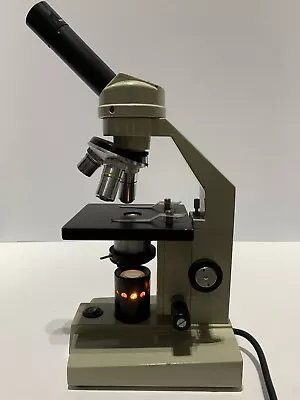 Motic Biological Lab Microscope W/ 3 Magnifying Lenses Model SFC - 100 FLA • $145