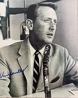 Vin Scully Voice Of The La/brooklyn Dodgers Hall Of Fame Signed Autographed 8x10 • $224