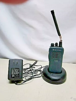 Motorola AAH34KDC9AA1AN  CT250 Handheld/Two Way Radios W/ Power Supply • $74.99