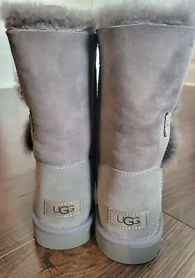 Grey Ugg Boots Size 8 Bailey Button II NiB • $50