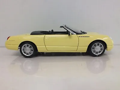 Ford Thunderbird Convertible Maisto 1:18 Die Cast - Yellow • $19.50